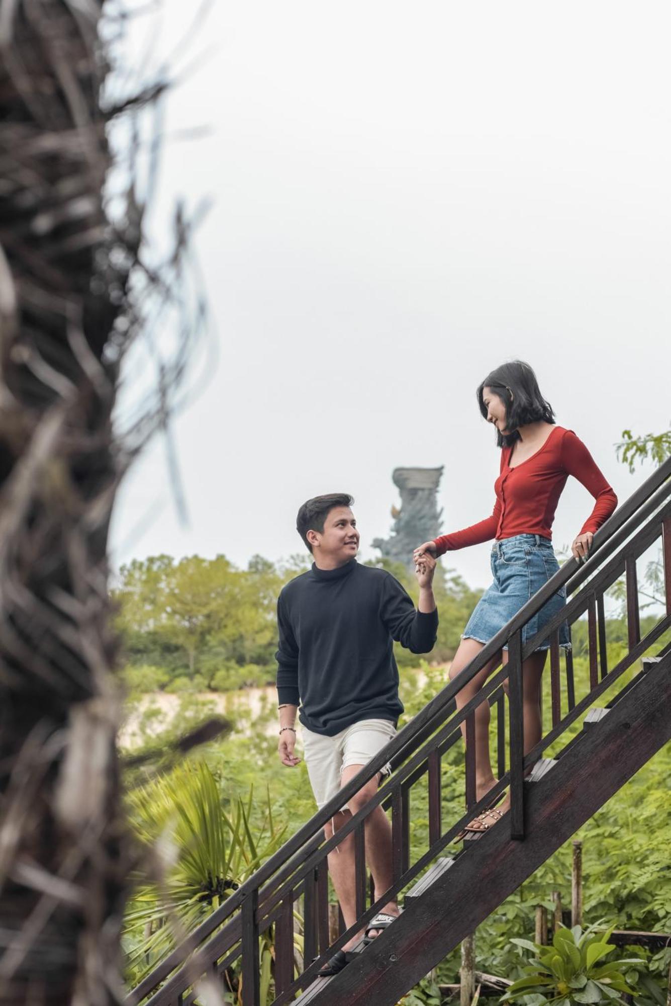 The Kirana Ungasan Villa Jimbaran Eksteriør billede