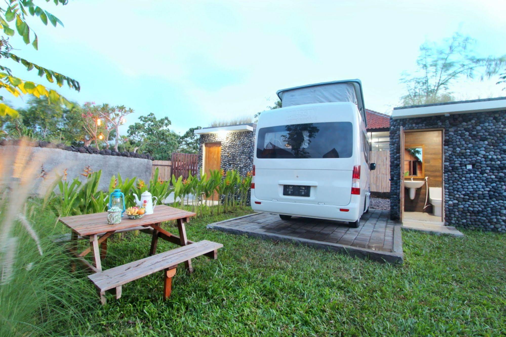 The Kirana Ungasan Villa Jimbaran Eksteriør billede