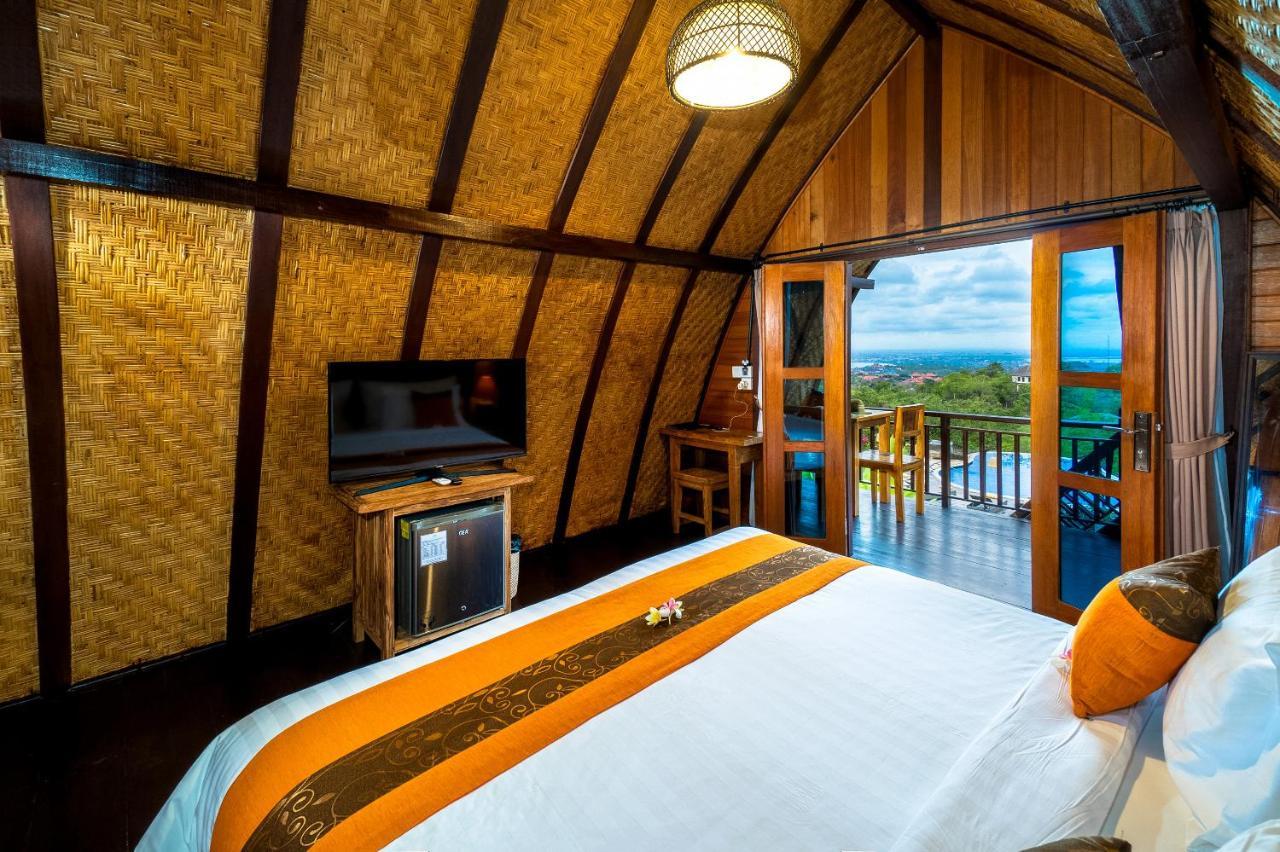 The Kirana Ungasan Villa Jimbaran Eksteriør billede